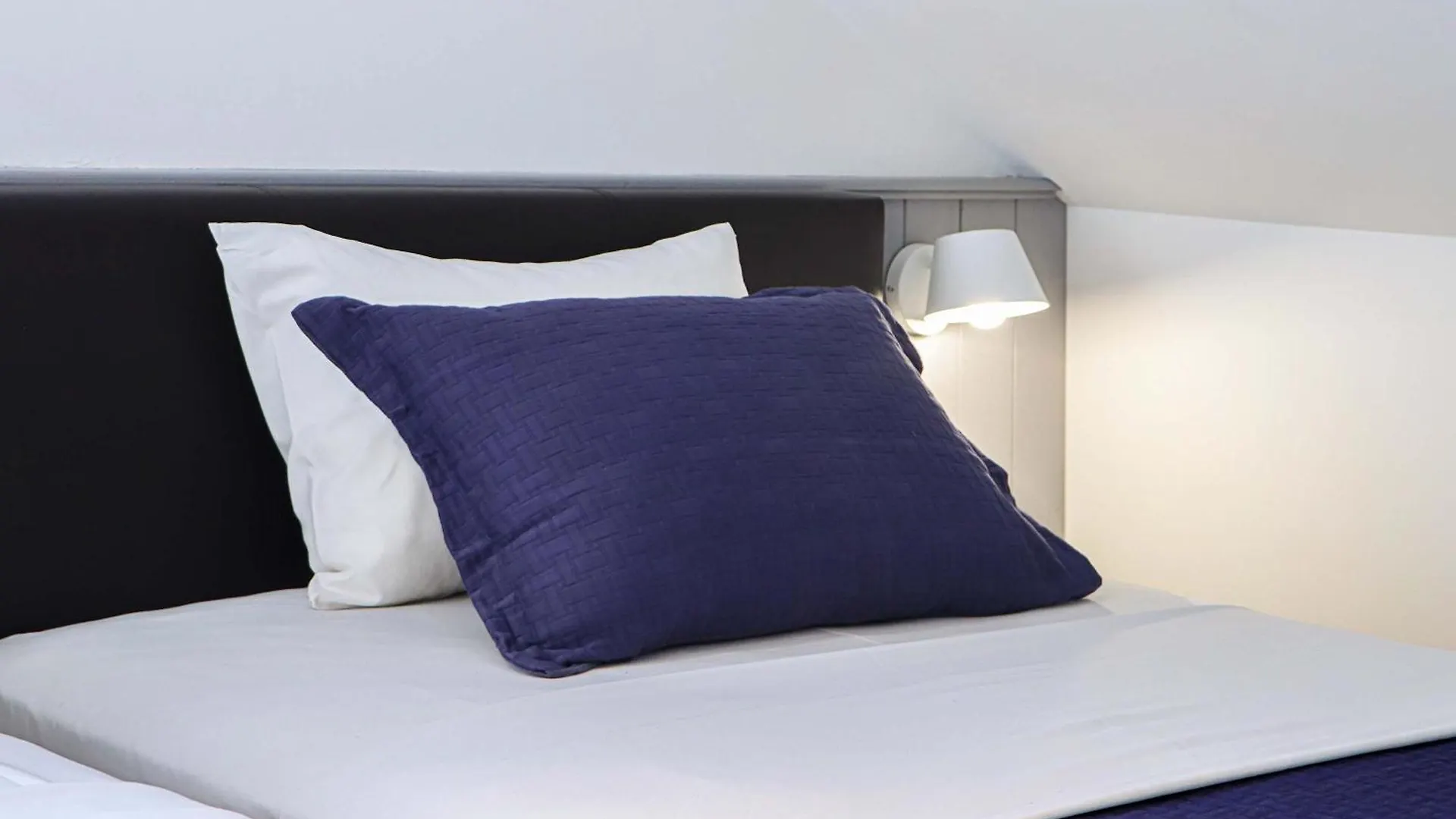 Stylish 3Br Duplex In Avlabari - By Wehost Lejlighed Tbilisi 0*,  Georgien