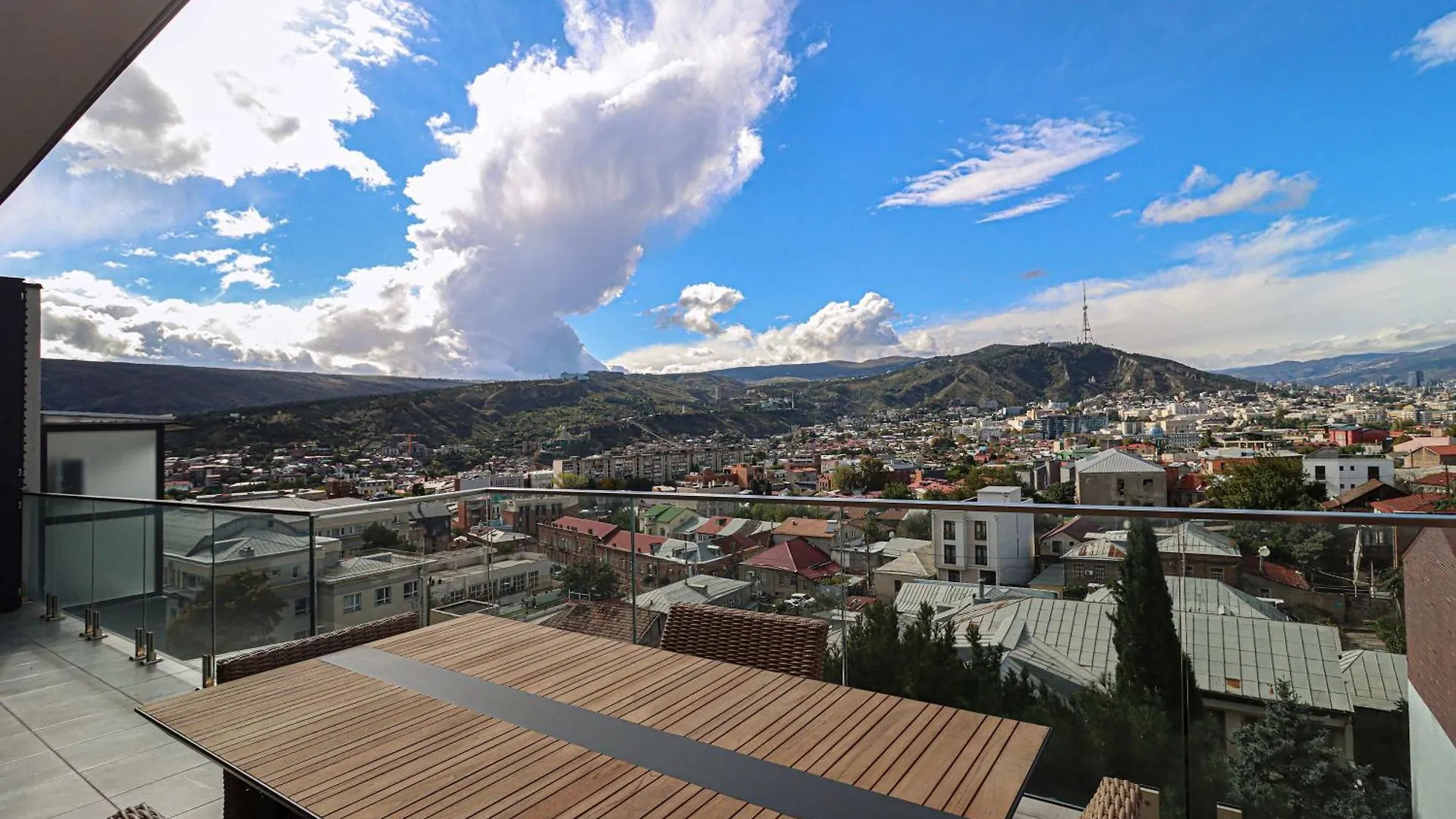 Stylish 3Br Duplex In Avlabari - By Wehost Lejlighed Tbilisi