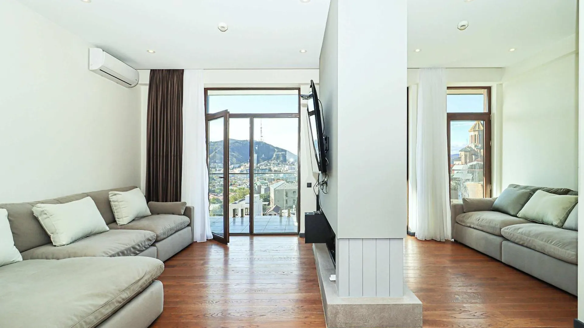 Stylish 3Br Duplex In Avlabari - By Wehost Lejlighed Tbilisi